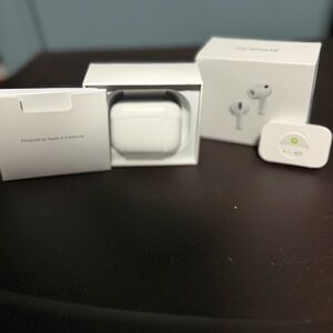 Apple AirPods Pro with White Charging Case
